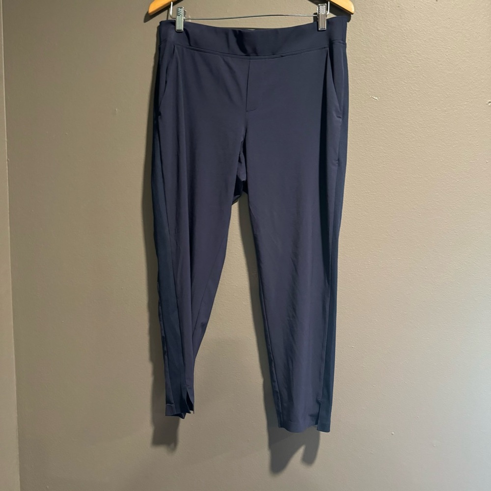 Athleta Ankle Slit Side Panel Pant Size 10P
